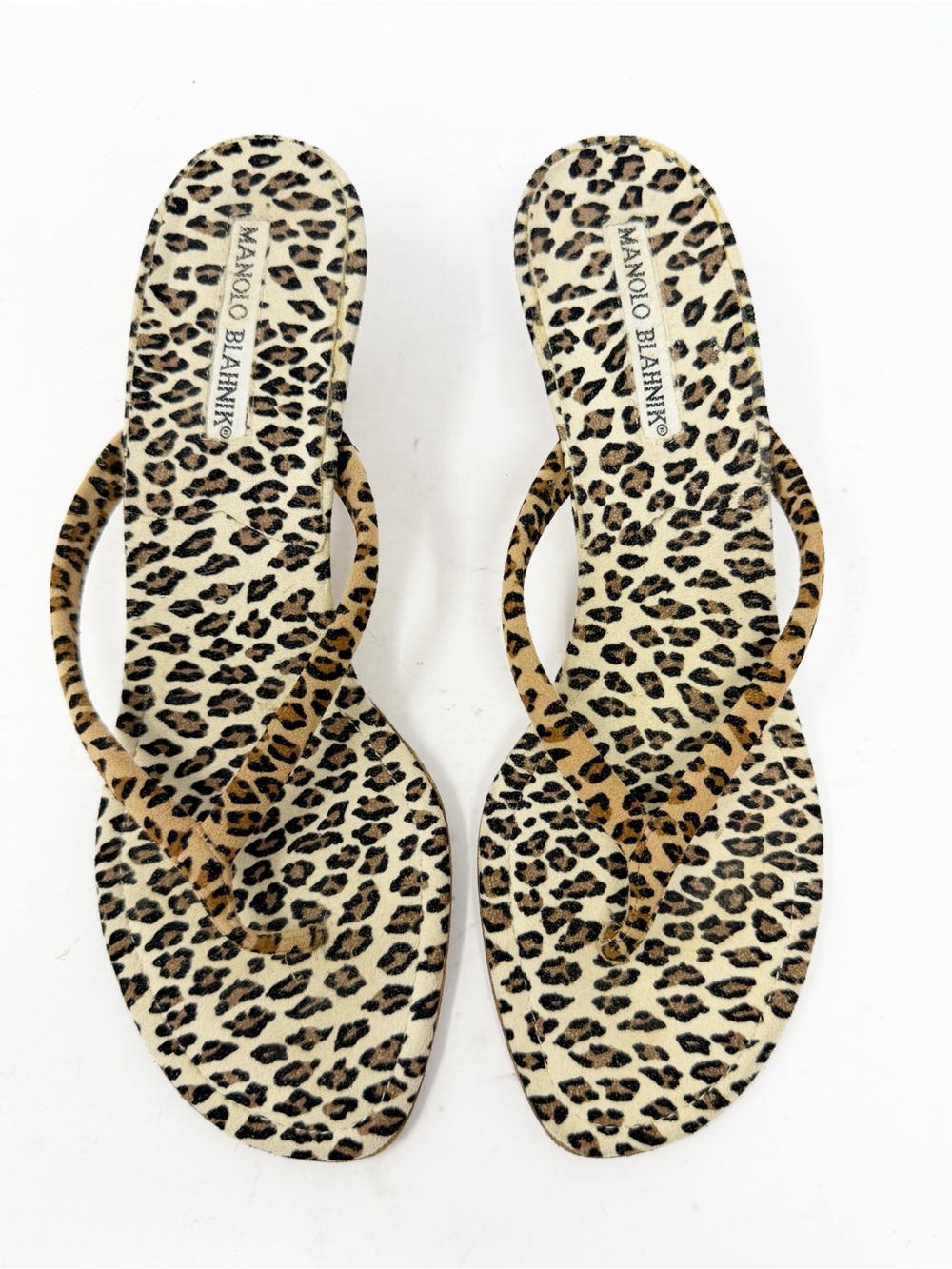 Vintage Manolo Blahnik Leopard Print Thong Kitten Heel Sandals Womens EU 38 - Picture 3 of 11